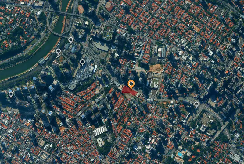 Imagem de satélite do Brooklin com a localização do Town e do Morumbi Shopping